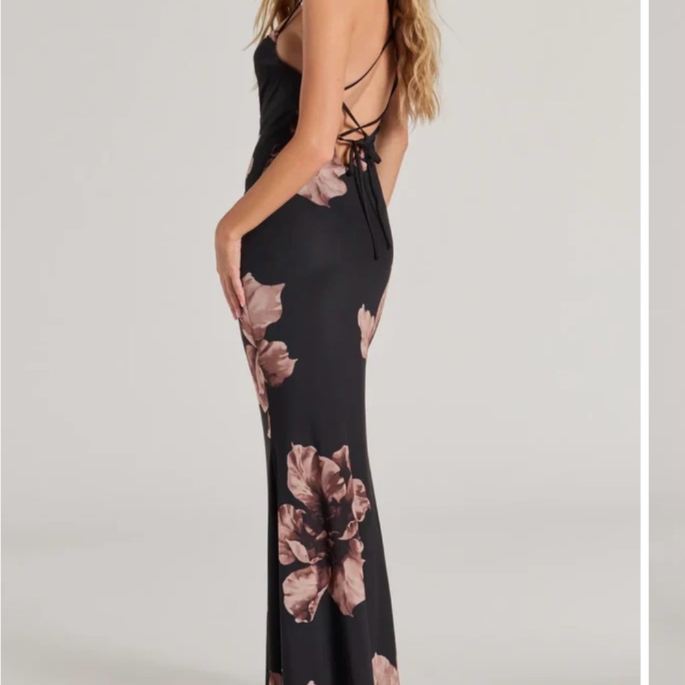 Elegant Floral Black Dress
